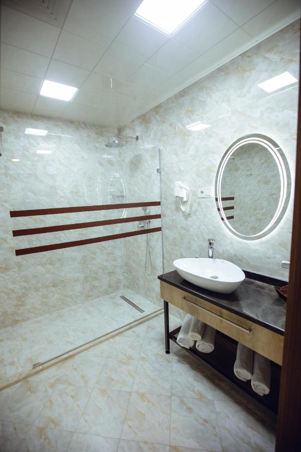 La Corne Hotel バクー エクステリア 写真