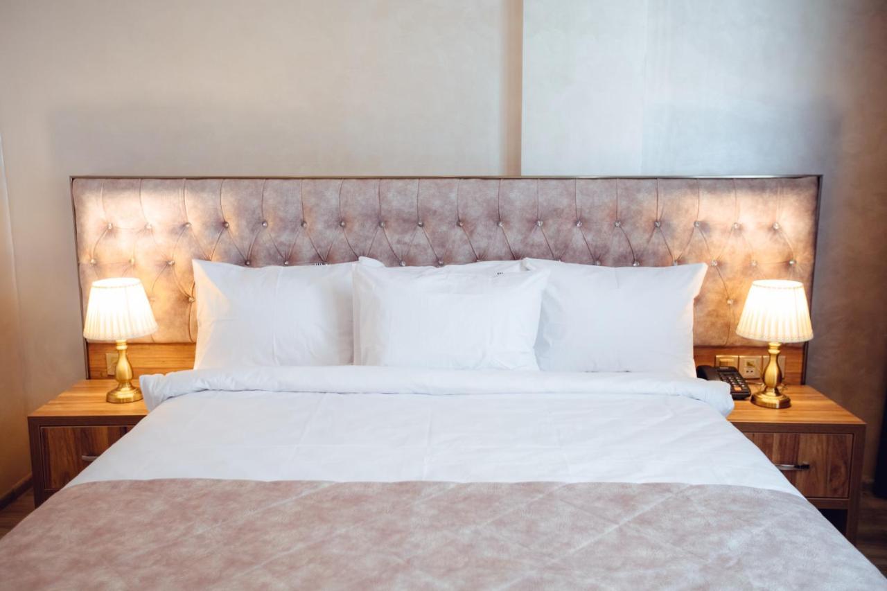 La Corne Hotel バクー エクステリア 写真