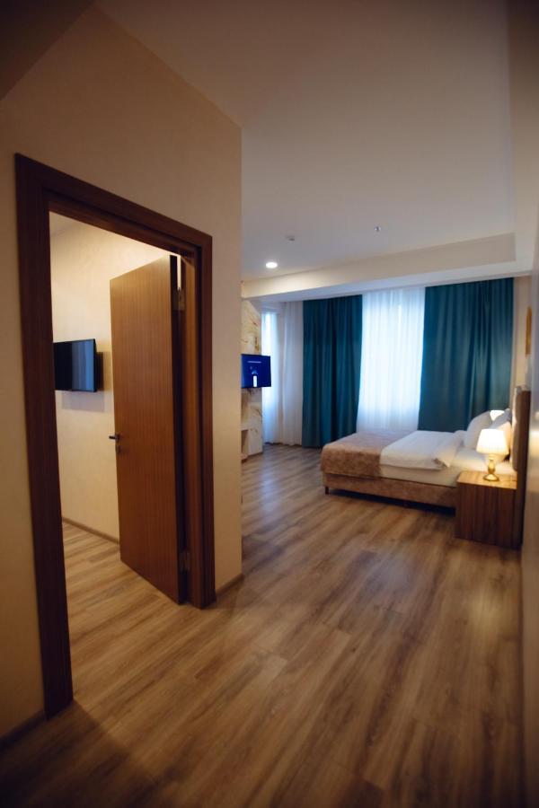 La Corne Hotel バクー エクステリア 写真