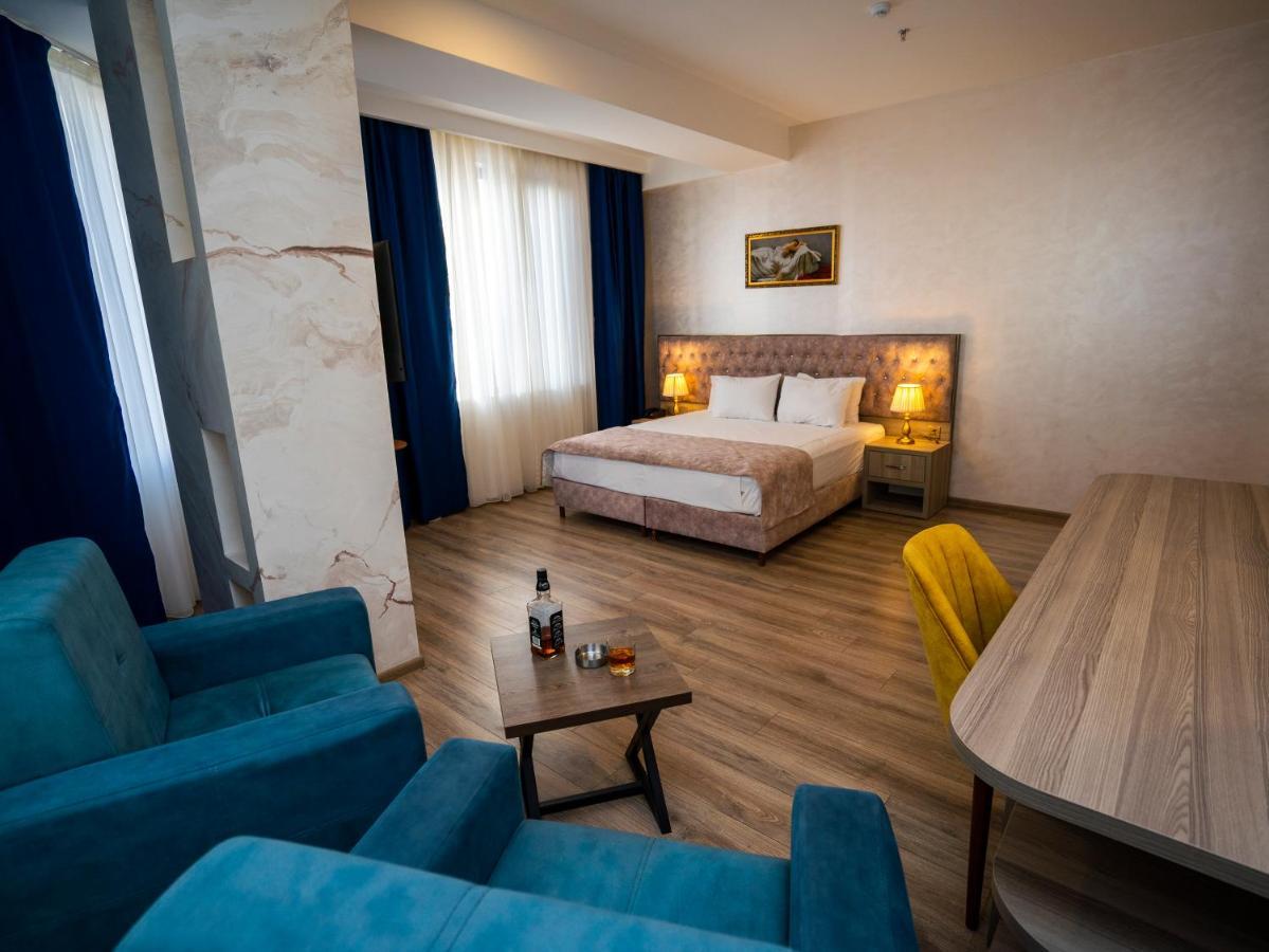 La Corne Hotel バクー エクステリア 写真